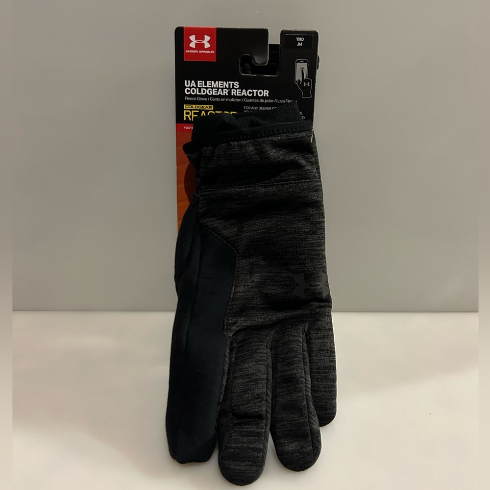 New Under Armour Youth Elements Coldgear Reactor Gloves - Size Youth Medium NWT